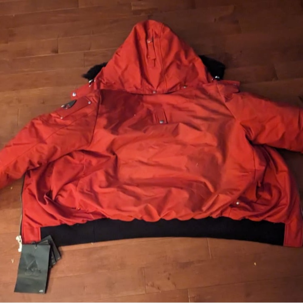 Moosenuckle Coat